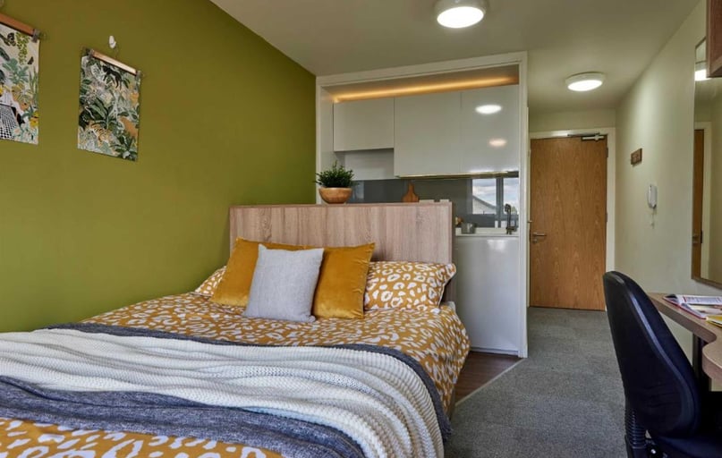 Sturge Close, Selly Park, Birmingham - Image 1